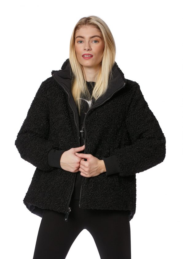bunda-cierna-guess-06-W0BL0TWDBF0-JBLK